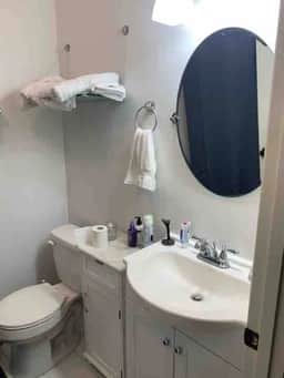 Your Home Away from Home - 3/bed house in E. Nash - Image 4
