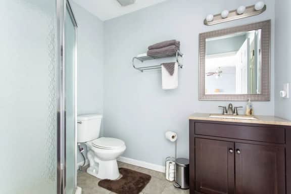 Nashville Gem * Central Suite * Easy Exploring! - Image 4