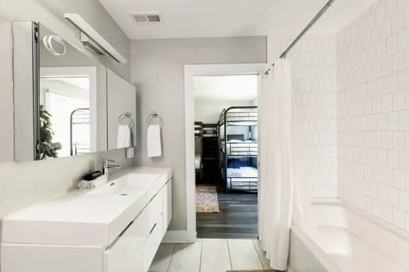Nashville Luxe-Stay * Near Broadway * Group Dream - Image 2