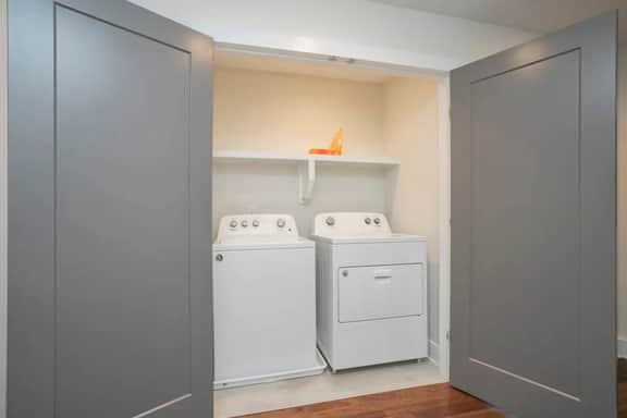 Don't spend anytime of your vacation at the laundromat, in unit washer and dryer make laundry a breeze!