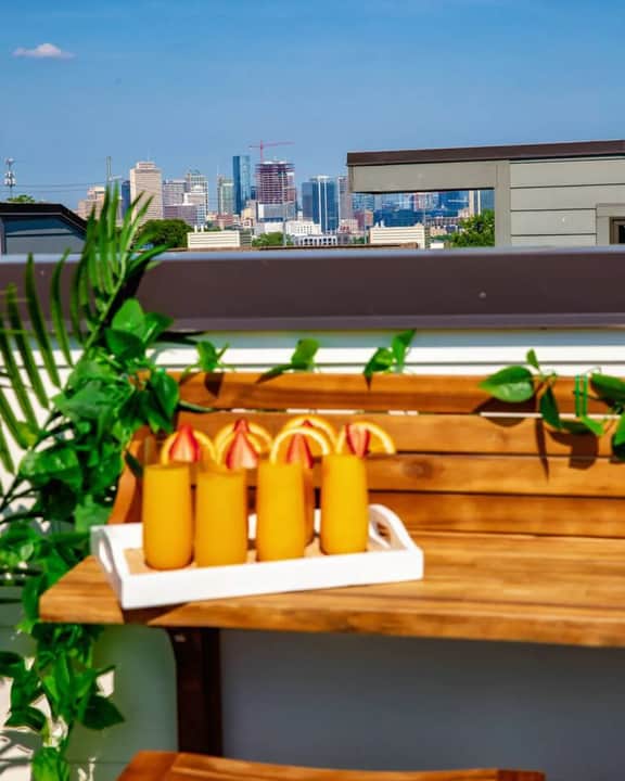 Bachelorette Bash! Sleeps 20! 2 Private rooftops! - Image 3