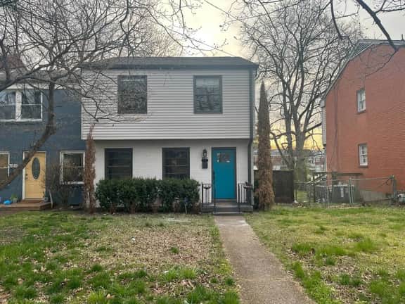 Your Home Away from Home - 3/bed house in E. Nash - Image 2