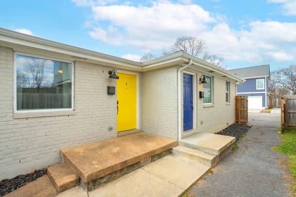 Welcome to the Music City! Enjoy twice the space and excitement with our 2-unit combo listing. Plenty of room to unwind and soak in Nashville's lively atmosphere!